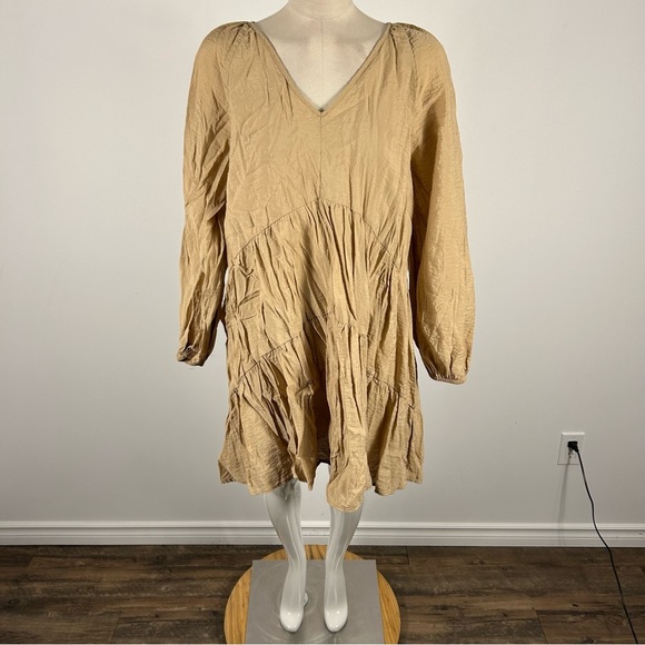 ❤️H&M Elegant Tan Dress M - Picture 3 of 12
